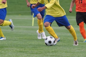 易游体育平台-精湛技艺！球员们在比赛中展现出了高超的运动水平