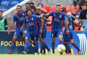 易游体育-澳洲篮球赛场激烈角逐，强队实力强劲的简单介绍