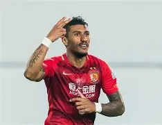 北京人和客场逼平广州恒大，保持不败(北京人和俱乐部办公室已经搬空 球员们各奔前程)